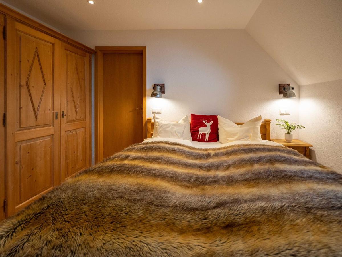 Hotel & Restaurant Gruener Baum - Die Gruene Oase Am Feldberg 외부 사진
