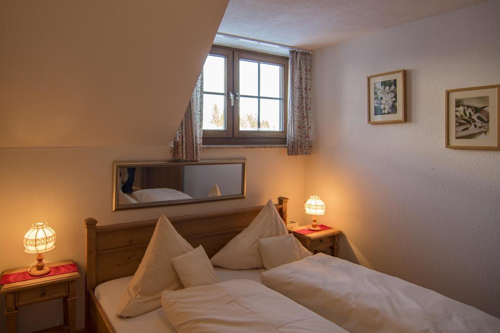 Hotel & Restaurant Gruener Baum - Die Gruene Oase Am Feldberg 외부 사진