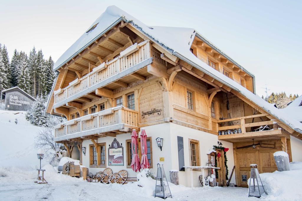 Hotel & Restaurant Gruener Baum - Die Gruene Oase Am Feldberg 외부 사진